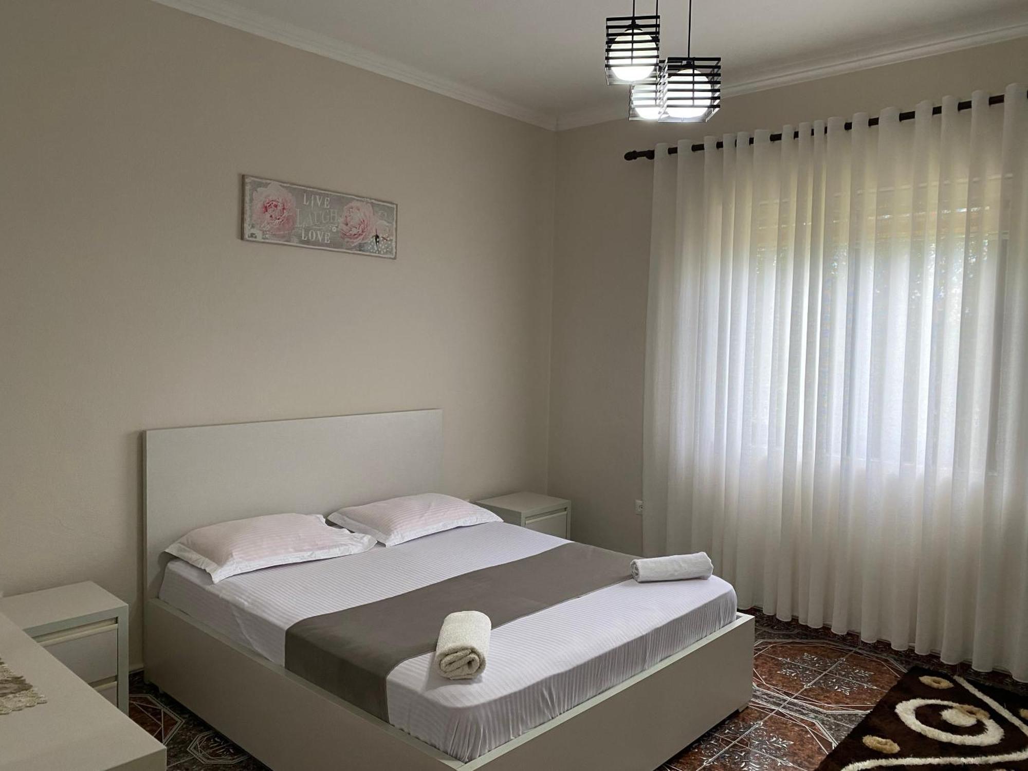 The Hideaway Guesthouse Bahçallëk Екстериор снимка